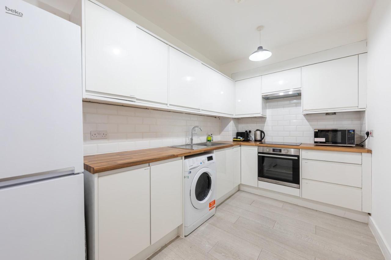 Functional Budget Stay With Wi-Fi And Laundry Facilities Near Tube Station London Exterior photo