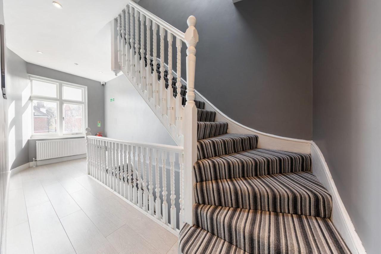 Functional Budget Stay With Wi-Fi And Laundry Facilities Near Tube Station London Exterior photo